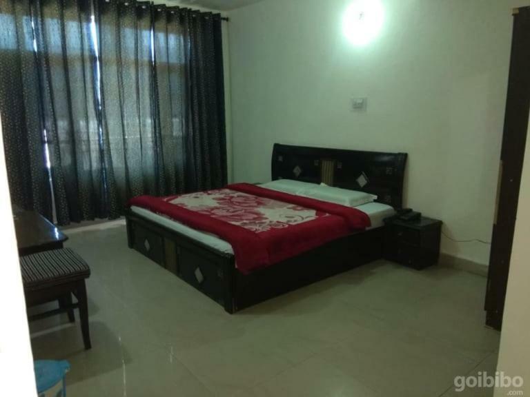 דלהאוזי Hotel Basera מראה חיצוני תמונה